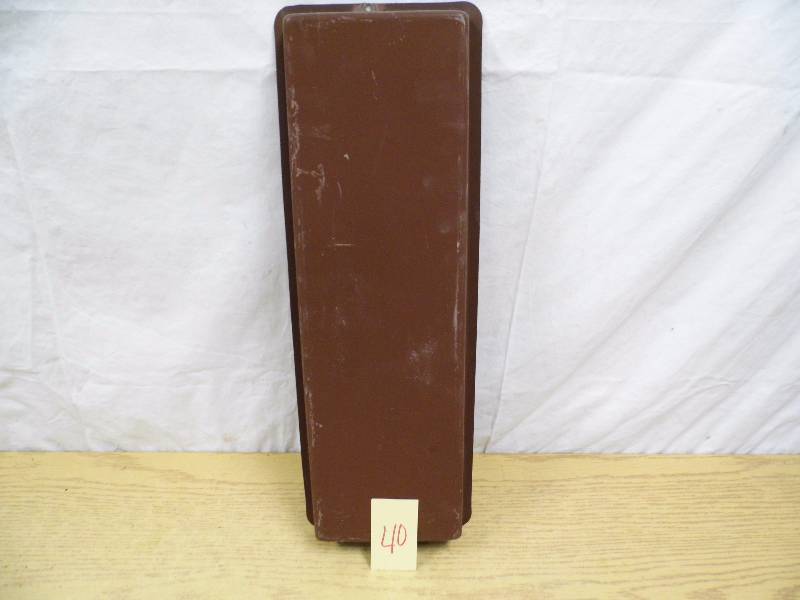 lot 40 image: Letter I