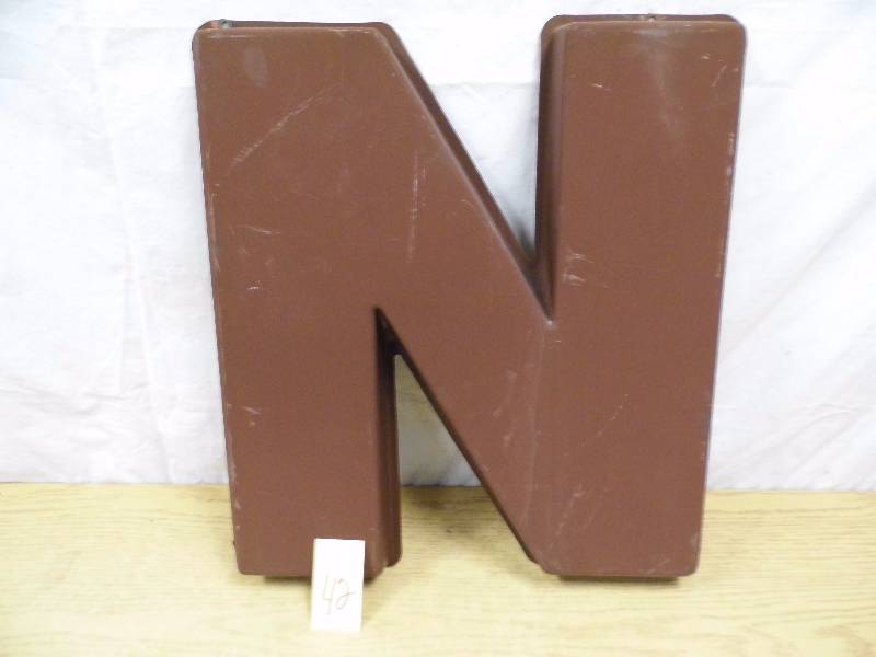 lot 42 image: Letter N