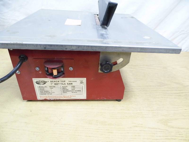 lot 77 image: Tile Saw
