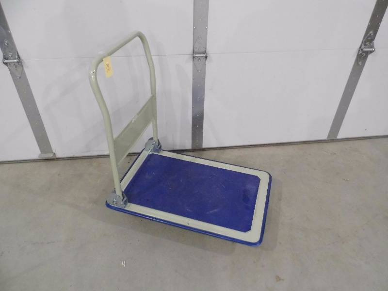 lot 86 image: 4 Wheel Cart