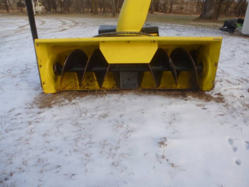 lot 2 image: John Deere Snow Blower