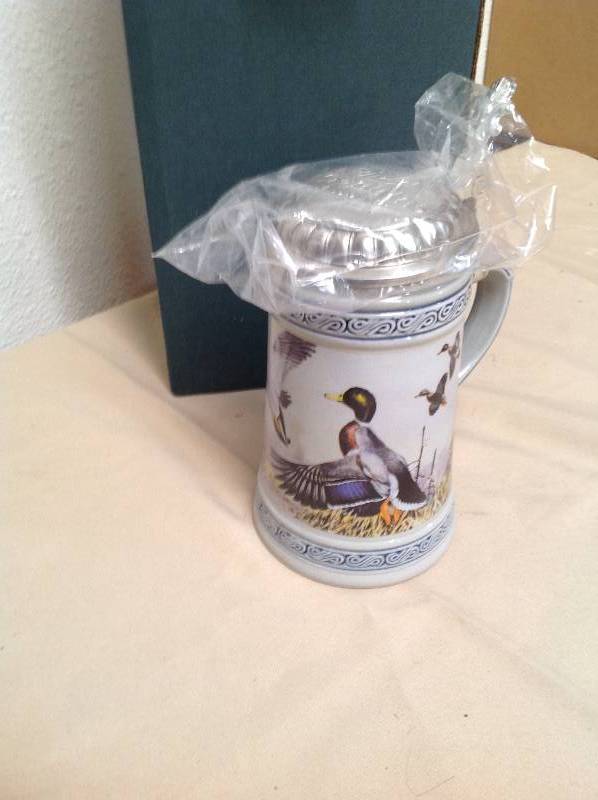Vintage New Miller Genuine beer Stine with pewter top Wild life series ducks