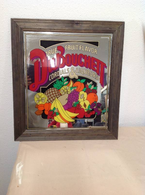 NEW - DuBouchett- True Fruit Flavor - Mirror