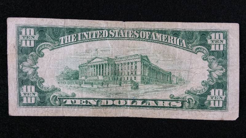lot 17 image: 1934C $10 Blue Seal Silver Certificate