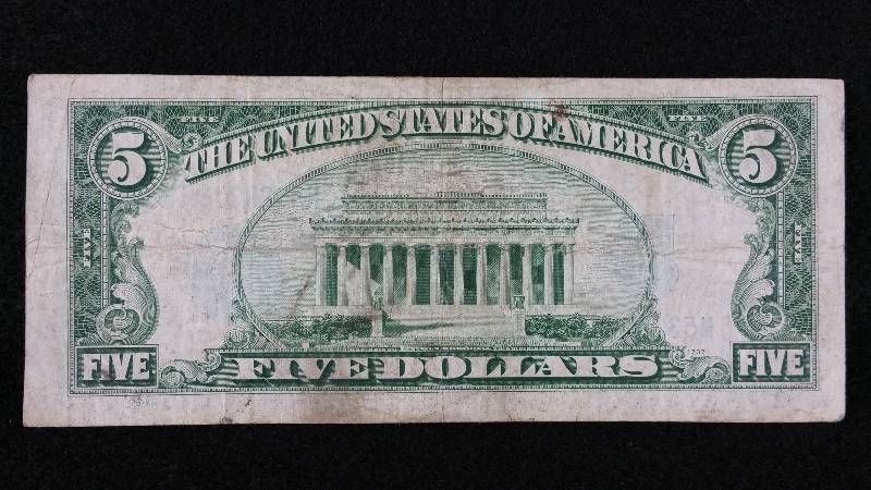 lot 22 image: 1934C $5 Blue Seal Silver Certificate