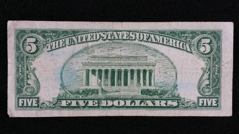 lot 25 image: 1953 $5 Blue Seal Silver Certificate Star Note