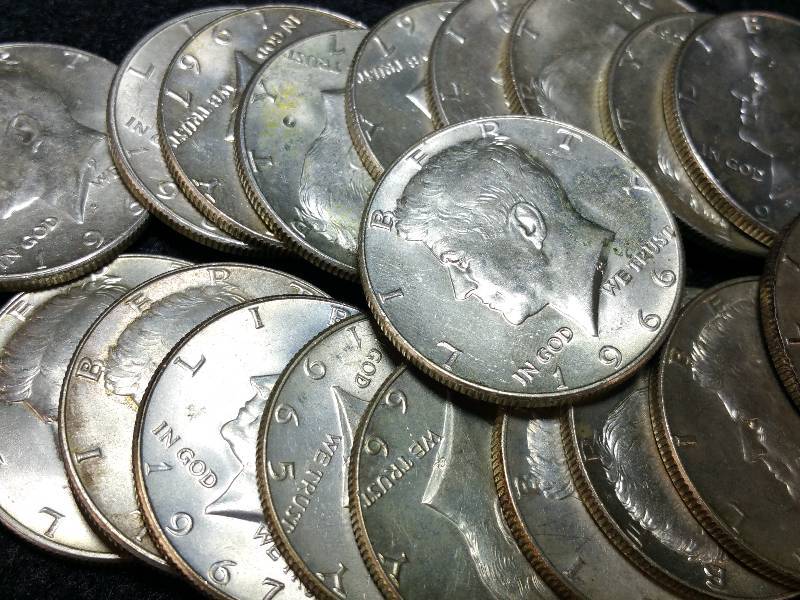 lot 92 image: (20) Roll of 1966-1969 40% Silver Kennedy Half Dollars