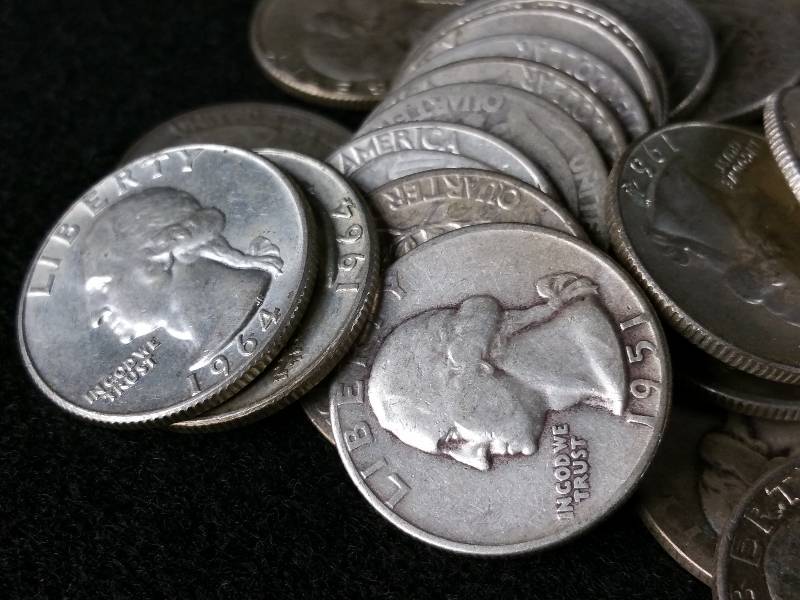 lot 95 image: (40) Roll of 1940s - 1964 Silver Washington Quarters