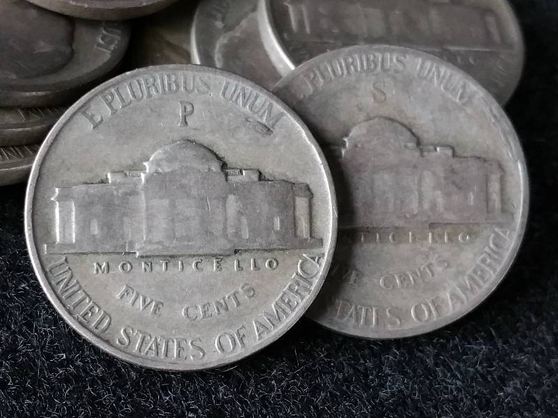 lot 105 image: (44) Silver Jefferson War Nickels