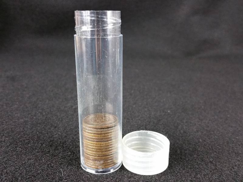 lot 109 image: (17) Indian Head Cents