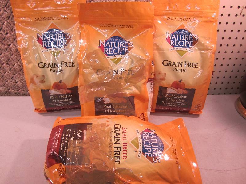 Lot of 4 Bags Natures Recipe Dog an...