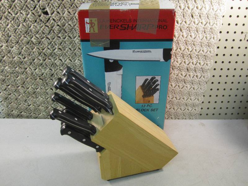 Ever Sharp  Pro Knife Set with Bloc...