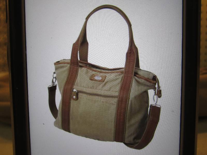 Canyon Outback Leather SC155B Tucke...