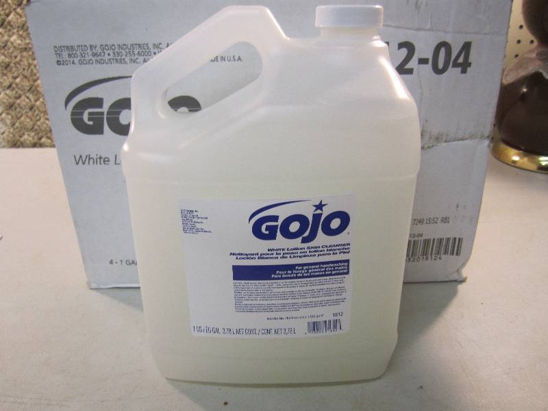 Lot of 3 GoJo White Lotion Skin Cle...