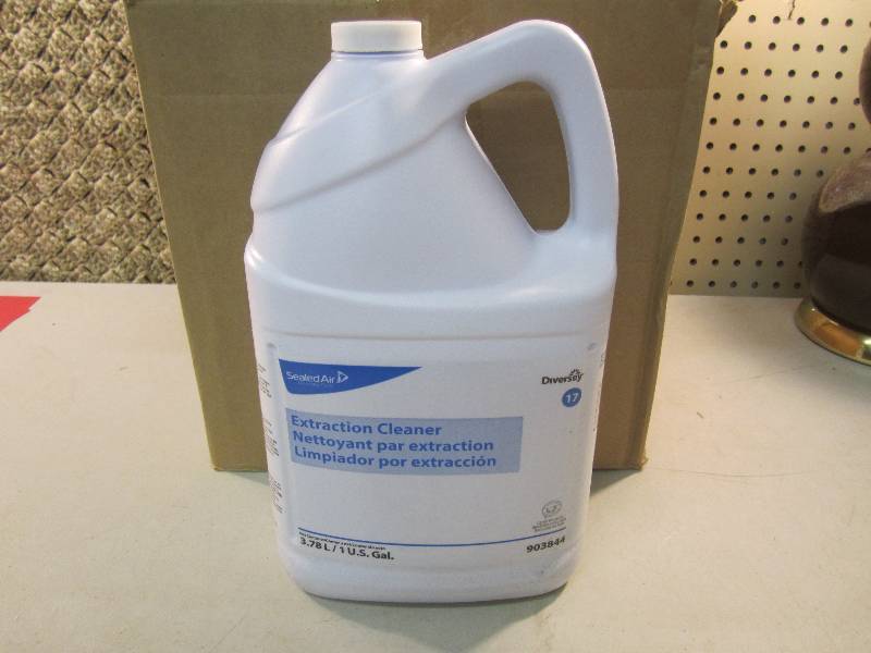 Lot of 3 Extraction Cleaner 1 gallo...