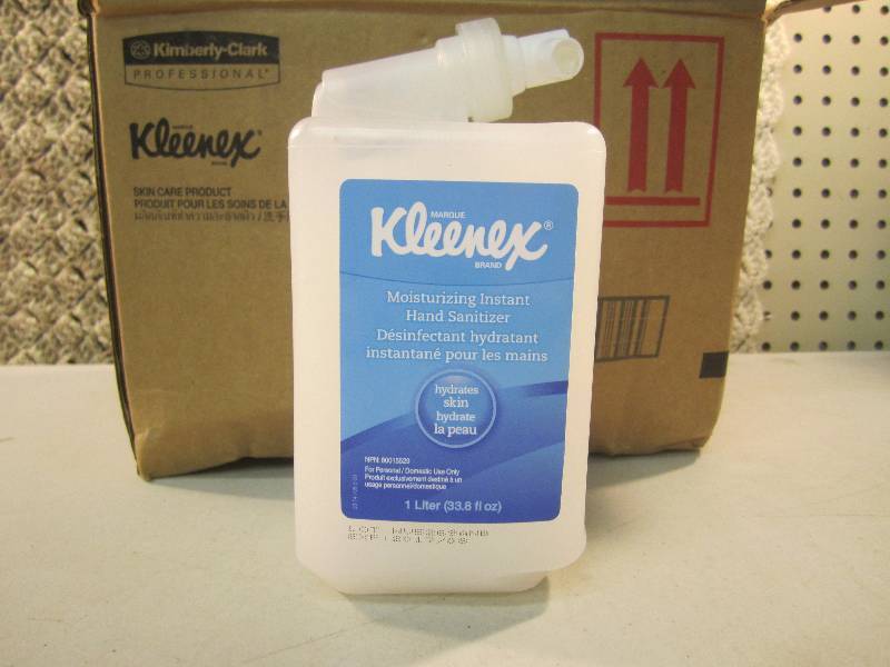 Case of 6 Kleenex Moisturizing Inst...