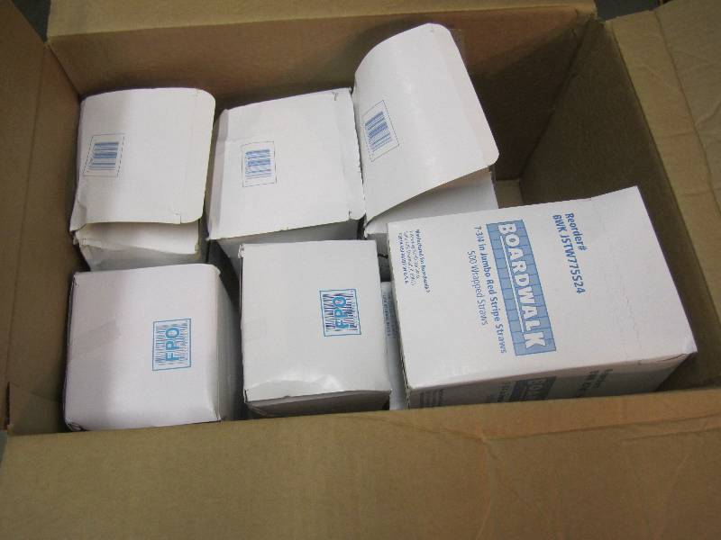Lot of 3300 Drink Straws 5 boxes of...