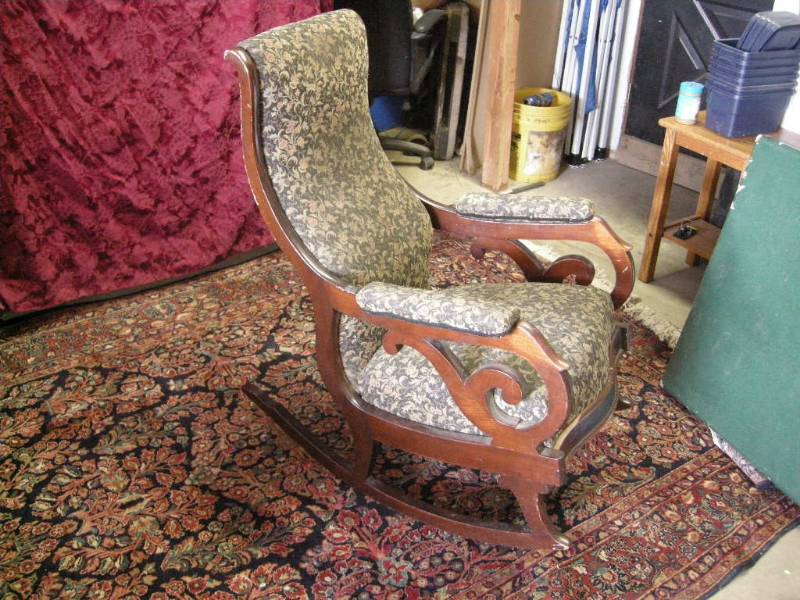 lot 3 image: Antique Rocking Chair