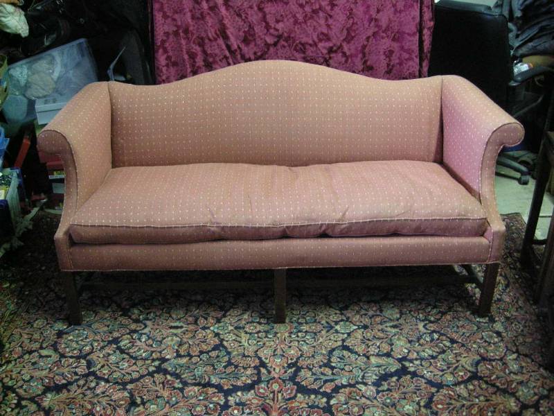 lot 7 image: Vintage Southwood Furniture Sofa