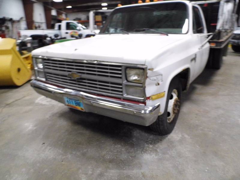 1984 Chevy Custom Dual 1 Ton