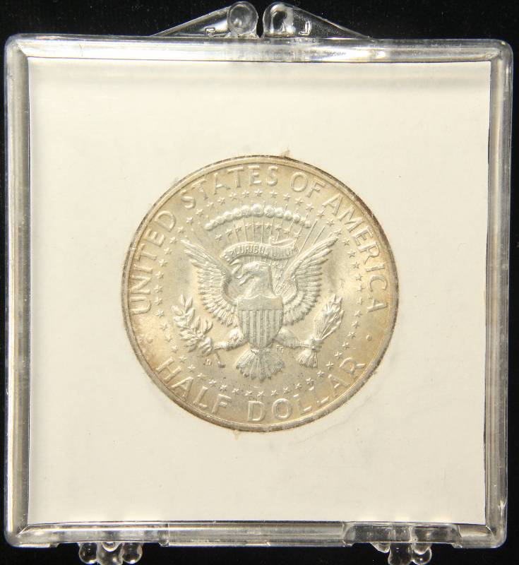 lot 69 image: 1964 KENNEDY SILVER HALF DOLLAR UNC