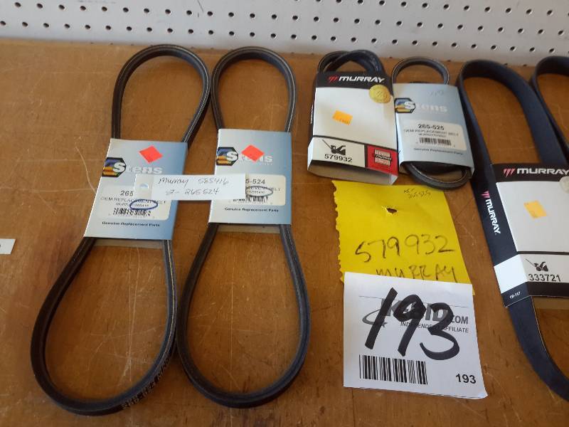 lot 193 image: Lot of Belts as pictured