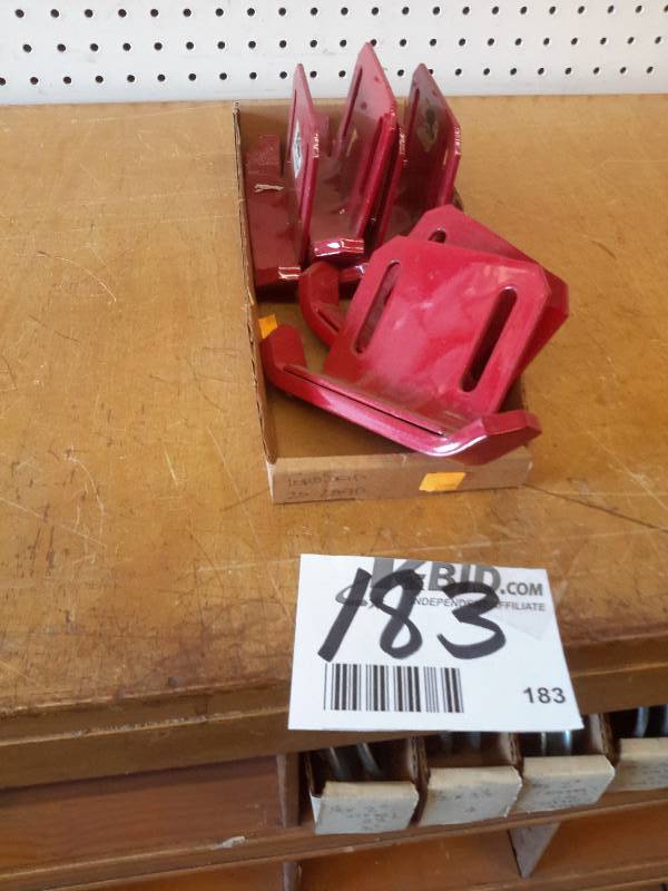 lot 183 image: 2 Toro Skids