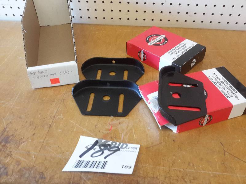 lot 189 image: Misc. Skids as shown