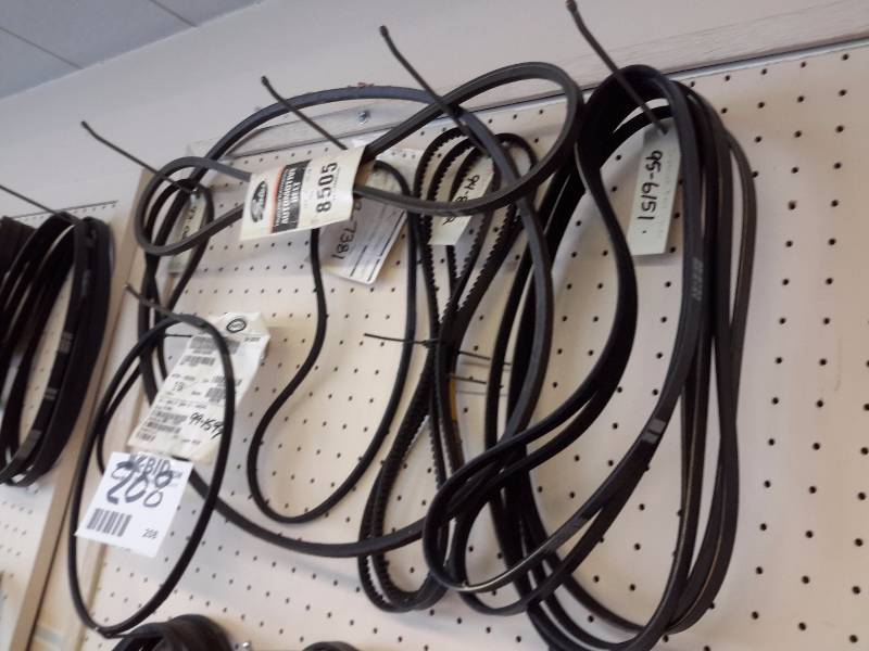 lot 208 image: Lot of Belts as pictured