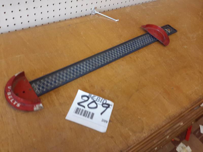 lot 209 image: Belts measurement Tool