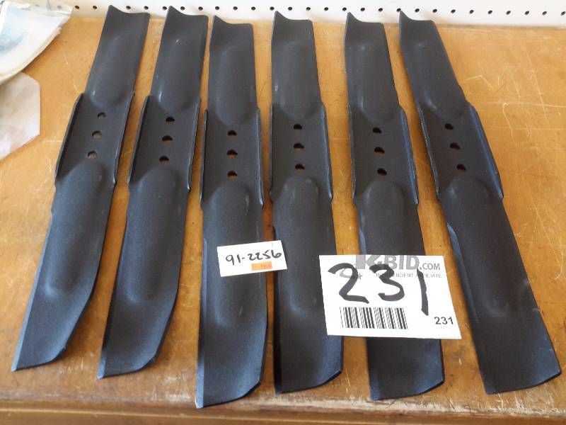 lot 231 image: 6 lawn mower blades