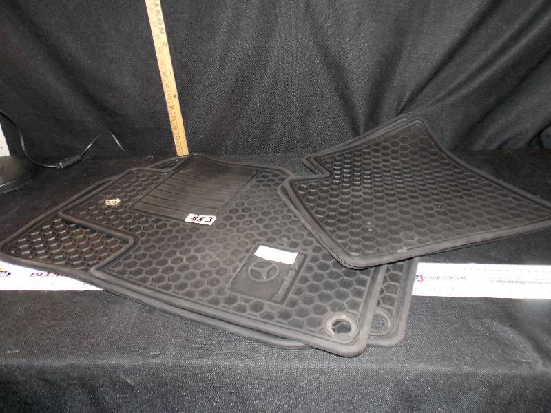 Mercedes-Benz Fllor Mats