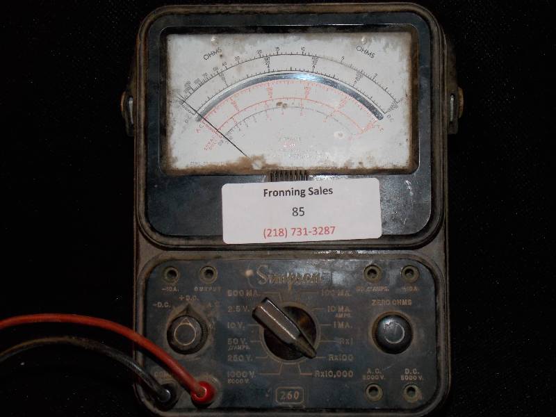 Simpson 260 Serioes 4M VOLT-IHM-MILLIAMMETER (NOT TESTED)