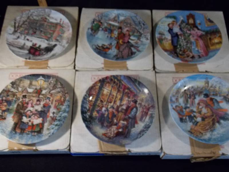 6 plates Victorian Christmas Collection Certificate of Authenticity in each box