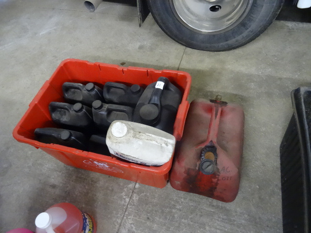 lot 21 image: Large qty of Arctic cat 2 cycle oil...