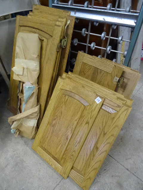 lot 29 image: 17 misc cabinet doors...