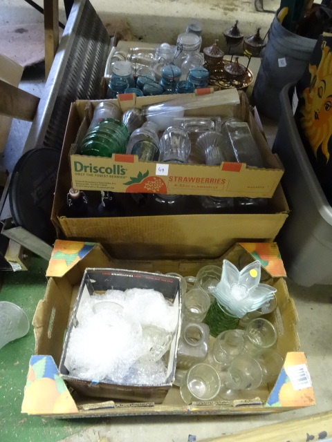 lot 49 image: 5 boxes of glassware. Vintage. Cani...