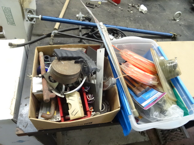 lot 69 image: Load bar. Beer tap. Weed trimmer st...