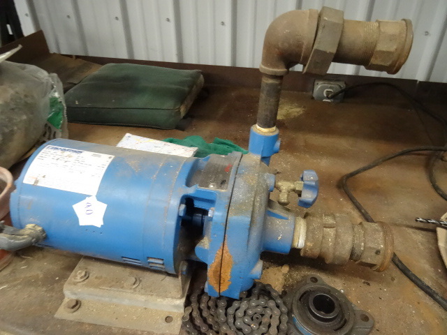 lot 90 image: 3 phase water pump. Flow serve...