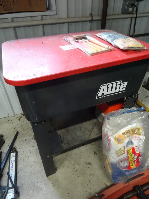 lot 97 image: Allied parts washer with accessorie...