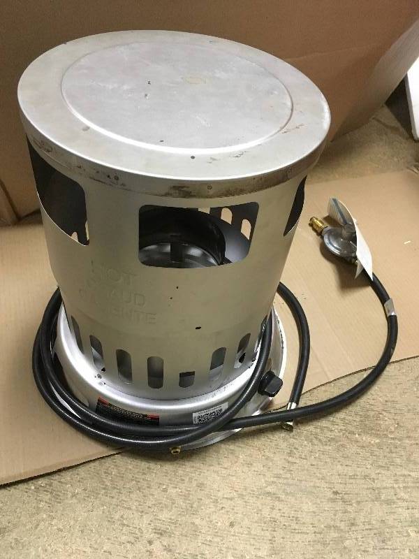 lot 20 image: Dyna-Glo 80,000 BTU Portable Propane Convection Utility Heater with 1-Handed Piezo Ignition