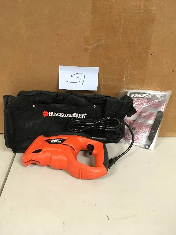 Black & Decker PHS550B Powered Handsaw - 4600 SPM - Variable Speed - 3.40 A open box never used