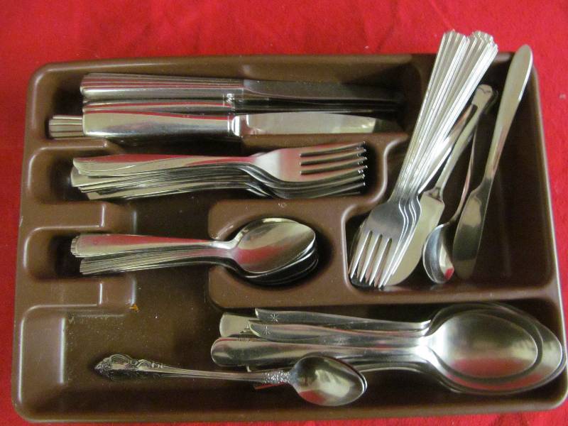 lot 42 image: flatware