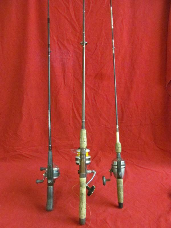 lot 106 image: rod and reel comb.