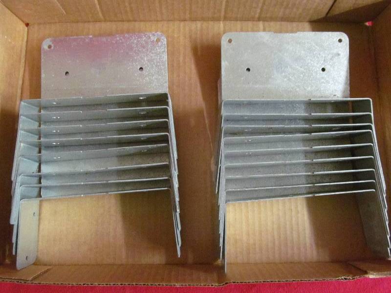 lot 111 image: framing bracket
