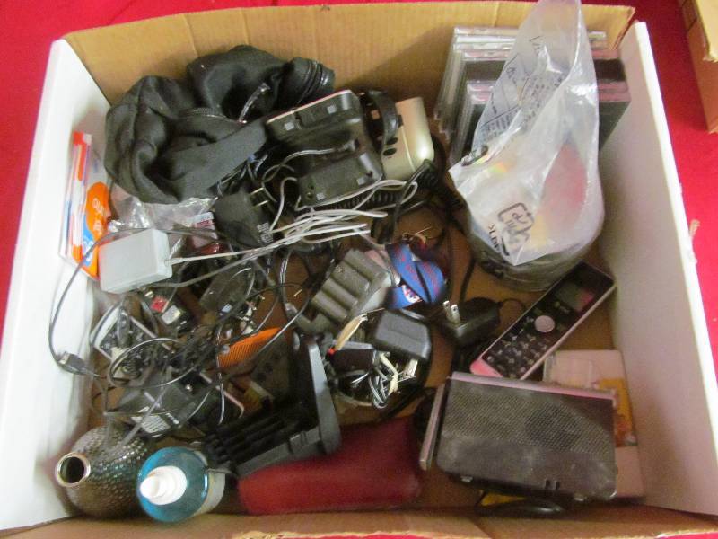 lot 170 image: phone, cds, games