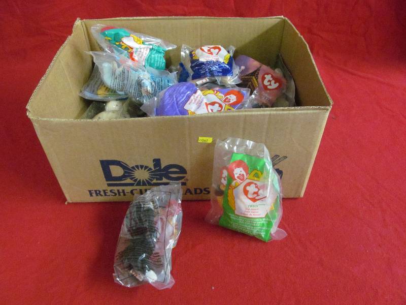 lot 175 image: happy meal Ty beanies