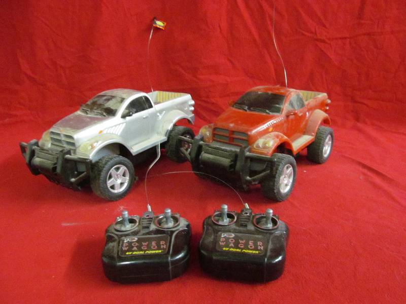 lot 178 image: Tyco power wagon trucks
