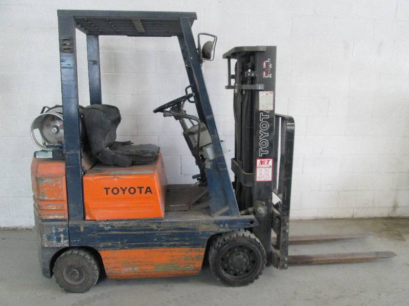 lot 4 image: Toyota 5FGC15 Propane Forklift
