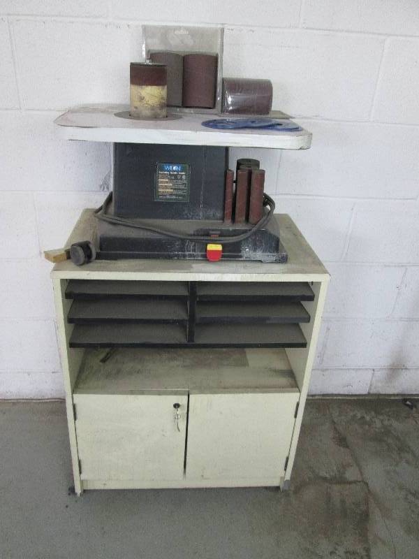 lot 22 image: Oscillating Spindle Sander